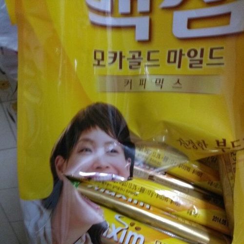 커피광 나영씨.jpg