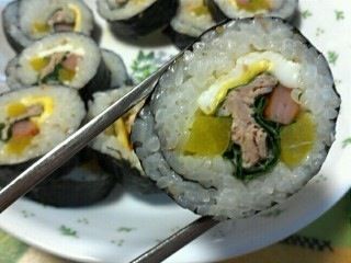 애국심 넘치는 김밥.jpg