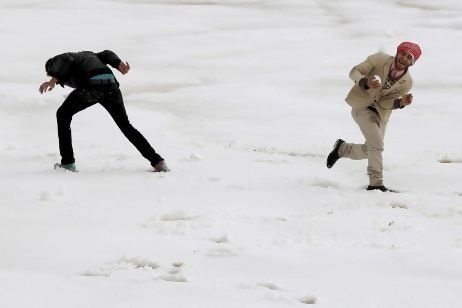 중동의 폭설.jpg