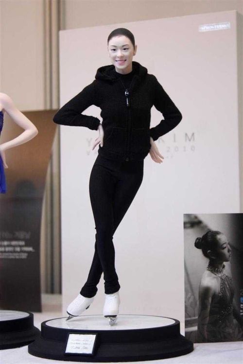 김연아 피규어.jpg