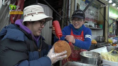 재미삼아 만든 초초대형 핫도그.jpg