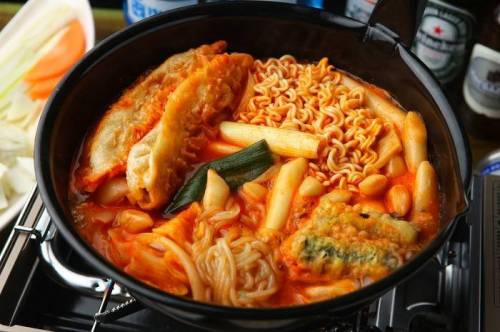 떡볶이 vs 떡볶이