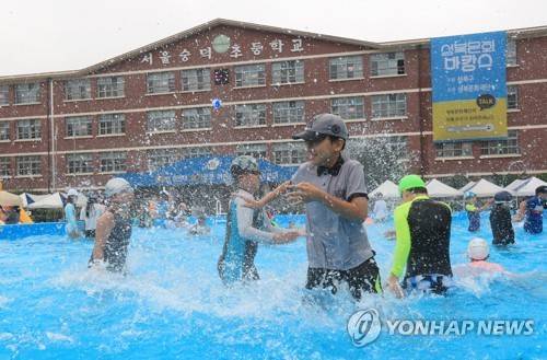 성북구 초등학교의 여름.jpg