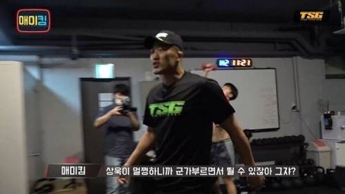 [스압] MMA 훈련 받는 헬스 유튜버