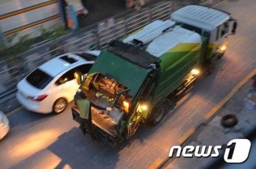 [스압] 1주일만 서비스 중단해도 ㄹㅇ 난리나는 업종....jpg