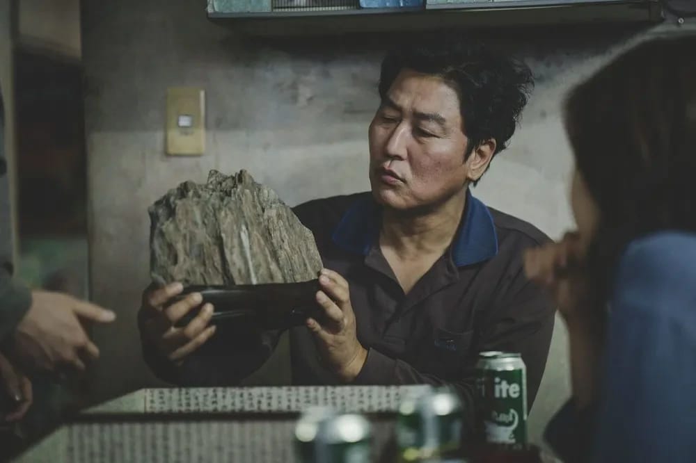 영화 기생충(2019) 등장인물 이름에 담긴 숨은 의미...jpg