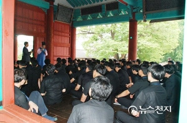 가톨릭 예비신부님들의 필수체험 .Catholic