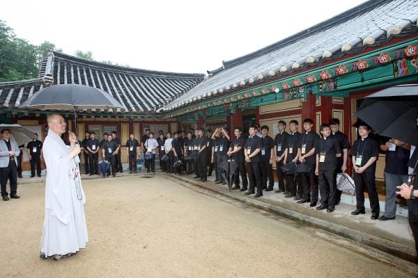 가톨릭 예비신부님들의 필수체험 .Catholic