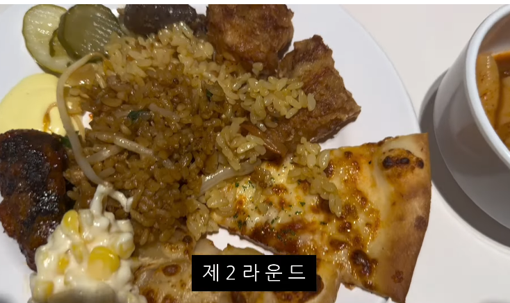 매일 혼밥하는 평범한 여성의 애슐리 혼밥 후기.jpg