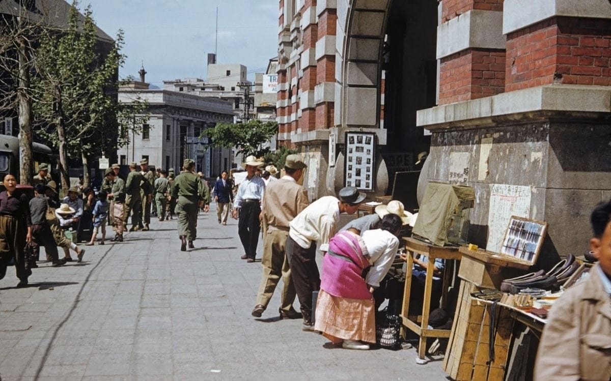 1951년 도시풍경.jpg