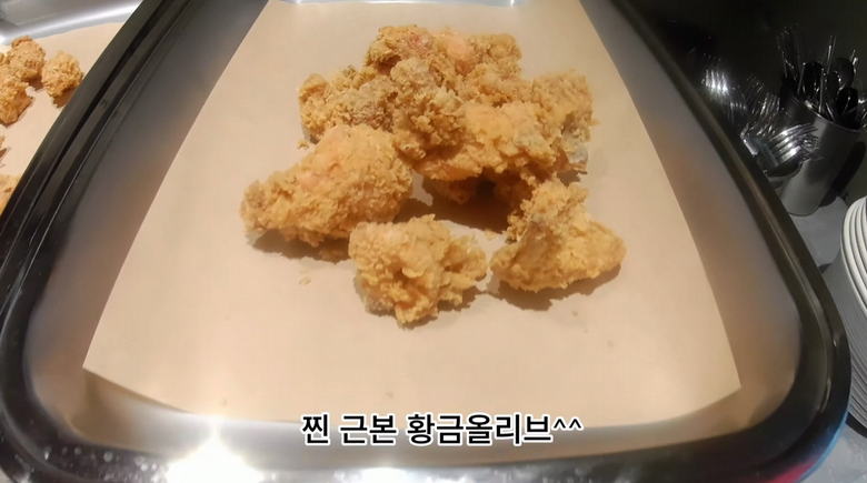 국내 최초 BBQ 치킨뷔페 시작.jpg