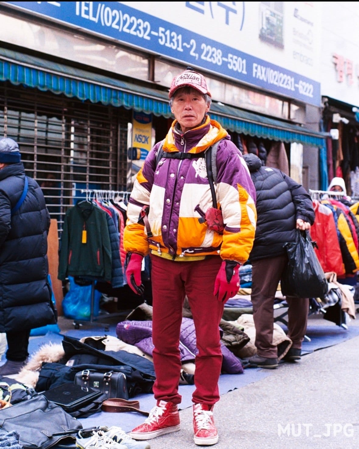 외국인이 찍은 한국의 노인들.jpg