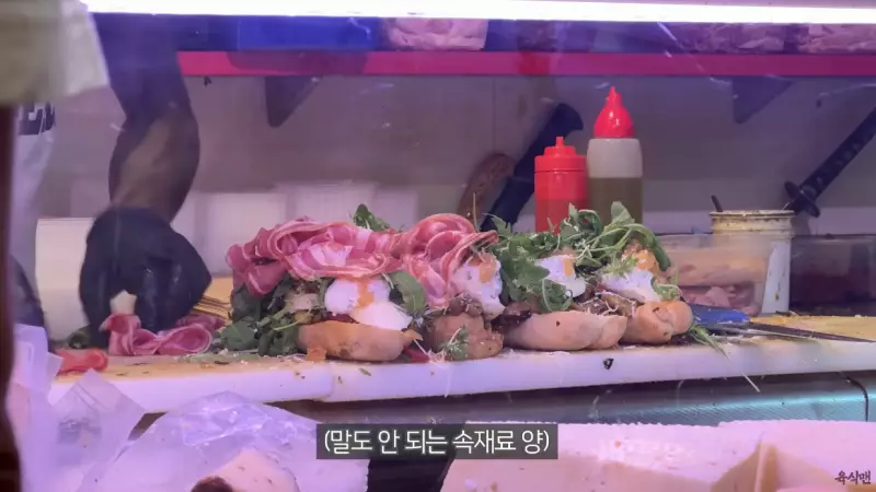 이탈리아에 있다는 맛있는 샌드위치.jpg